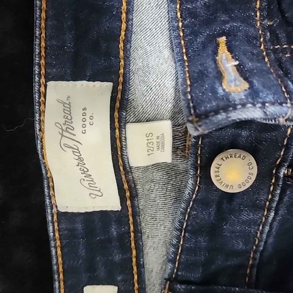 Universal Thread Mid Rise Skinny Jeans - Picture 3 of 4